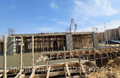 محل تجاري - استوديو - 5 حمامات للبيع في طريق بلبيس - خط 10 - الحي الثالث - مدينة العبور - القليوبية