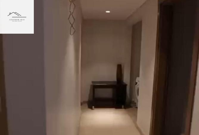 2PEEKUaYBtI - Property Main Image