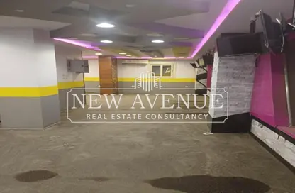 Retail - Studio - 4 Bathrooms for sale in Wezaret Al Zeraa St. - Dokki - Giza