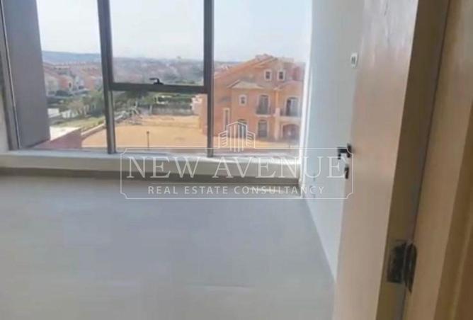 98002496 - Property Image 2