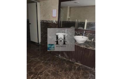 Full Floor - Studio - 4 Bathrooms for rent in Mokattam Club St. - Al Abageyah - El Khalifa - Cairo