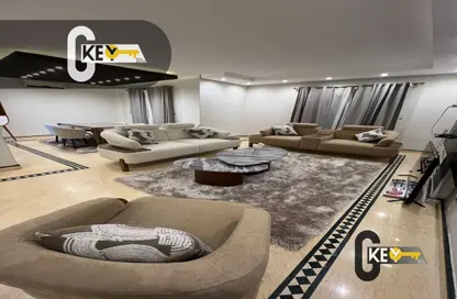 شقة - 3 غرف نوم - 2 حمامات للايجار في شارع طلعت مصطفي - الرحاب المرحلة الثانية - الرحاب - مدينة القاهرة الجديدة - القاهرة