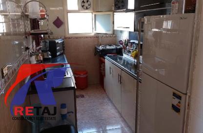 Apartment - 3 Bedrooms - 1 Bathroom for rent in Doctor Yassin Abdel Ghaffar St. - Area C - Ganoob El Acadimia - New Cairo City - Cairo