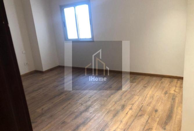100647939 - Property Image 3