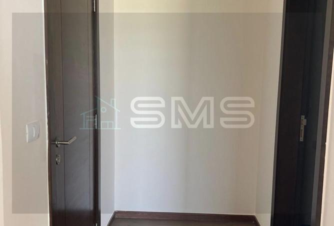 92105685 - Property Image 3