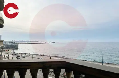 Apartment - 3 Bedrooms - 2 Bathrooms for sale in Camp Chezar - Hay Wasat - Alexandria