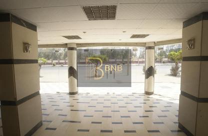 Shop - Studio - 2 Bathrooms for sale in Al Hegaz St. - El Mahkama Square - Heliopolis - Masr El Gedida - Cairo
