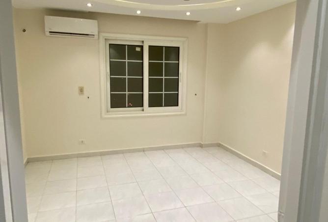 8652613 - Property Image 3