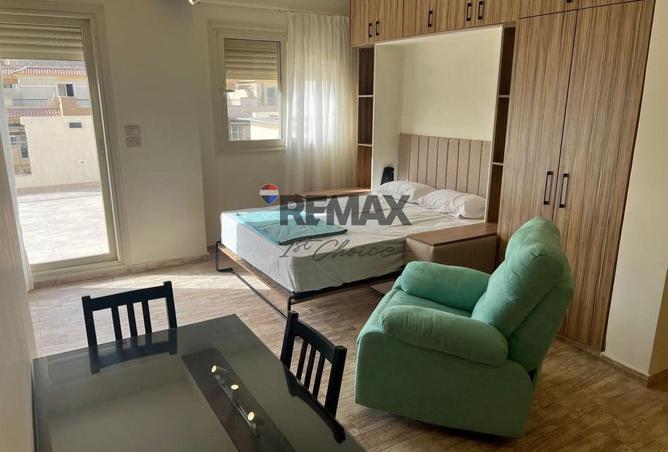 102906058 - Property Image 2