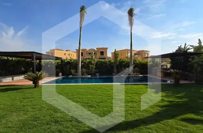 فيلا - 6 غرف نوم - 6 حمامات للبيع في رويال ميدوز - كمبوندات الشيخ زايد - الشيخ زايد - الجيزة