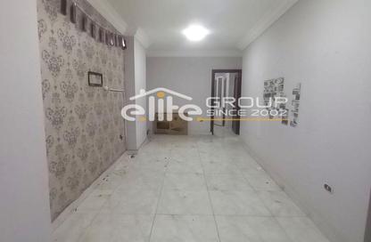 Apartment - 3 Bedrooms - 1 Bathroom for sale in Sidi Gaber - Hay Sharq - Alexandria