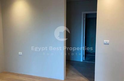 شقة - 3 - 2 للبيع في فيلدج ويست - كمبوندات الشيخ زايد - الشيخ زايد - الجيزة