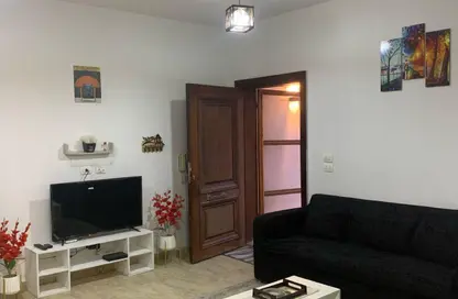 شقة - 2 غرف نوم - 1 حمام للايجار في شارع البستان - الحي التاسع - الشيخ زايد - الجيزة