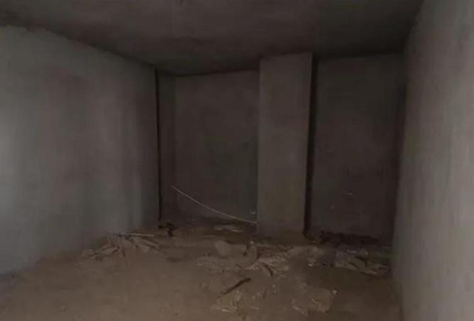 2OmEcmnpVVA - صورة العقار 2