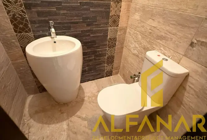 112709502 - Property Image 3