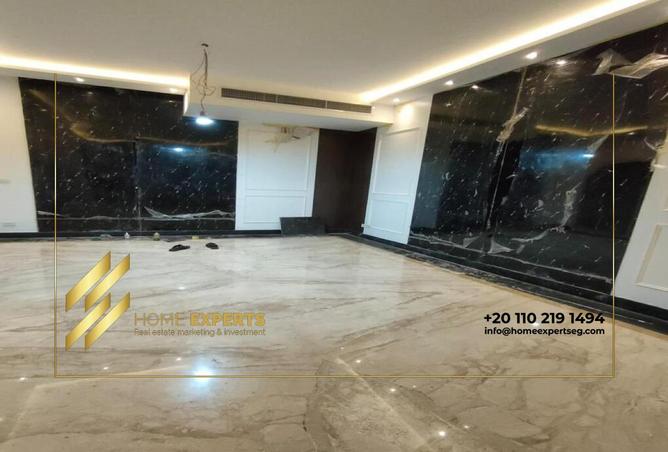 102906079 - Property Image 3