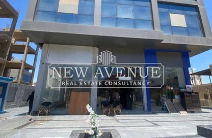 Shop - Studio - 1 Bathroom for sale in Concord Plaza - South Investors Area - New Cairo City - Cairo