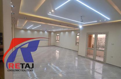 Apartment - 3 Bedrooms - 2 Bathrooms for rent in Gamal Abdel Nasser Axis - The 3rd Settlement - New Cairo City - Cairo