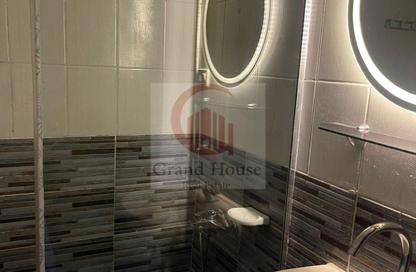 Apartment - 2 Bedrooms - 1 Bathroom for rent in Om Kalthoum St. - Rehab City Third Phase - Al Rehab - New Cairo City - Cairo