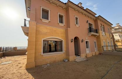 Townhouse - 3 Bedrooms - 4 Bathrooms for sale in City Gate - 5th Settlement Compounds - The 5th Settlement - New Cairo City - Cairo Townhouse - 3 Bedrooms - 4 Bathrooms for sale in City Gate - 5th Settlement Compounds - The 5th Settlement - New Cairo City - Cairo