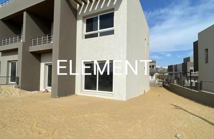 Townhouse - 4 Bedrooms - 4 Bathrooms for sale in Etapa - Sheikh Zayed Compounds - Sheikh Zayed City - Giza