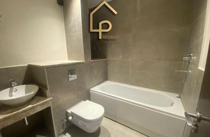Apartment - 3 - 2 for sale in Village Views - Zed Towers - Sheikh Zayed Compounds - Sheikh Zayed City - Giza