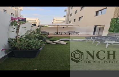 Apartment - 2 Bedrooms - 2 Bathrooms for sale in Lake View Residence - 5th Settlement Compounds - The 5th Settlement - New Cairo City - Cairo