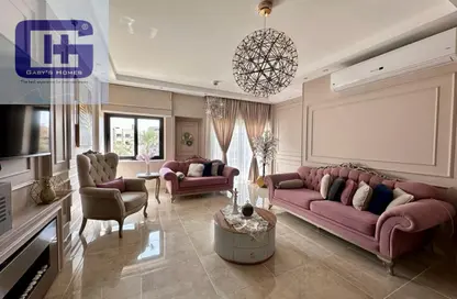 Apartment - 3 Bedrooms - 2 Bathrooms for sale in Moon Residences - Fifth Square - The 5th Settlement - New Cairo City - Cairo