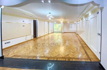 Apartment - 3 Bedrooms - 2 Bathrooms for sale in Shaarawy St. - Laurent - Hay Sharq - Alexandria