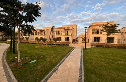 Villa - 5 Bedrooms - 4 Bathrooms for sale in Privado - Madinaty - Cairo