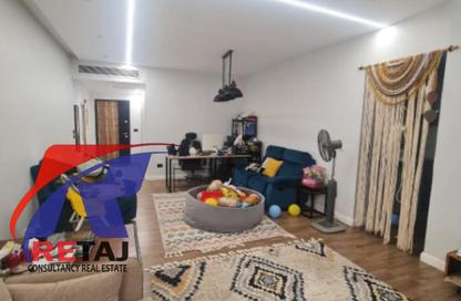 Apartment - 3 Bedrooms - 2 Bathrooms for sale in North Teseen St. - The 5th Settlement - New Cairo City - Cairo