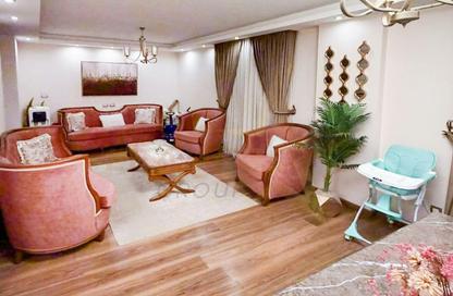 Apartment - 3 Bedrooms - 2 Bathrooms for sale in Green Towers - Smouha - Hay Sharq - Alexandria Apartment - 3 Bedrooms - 2 Bathrooms for sale in Green Towers - Smouha - Hay Sharq - Alexandria