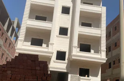 شقة - 3 غرف نوم - 2 حمامات للبيع في شارع النوادي - حدائق اكتوبر - مدينة 6 أكتوبر - الجيزة