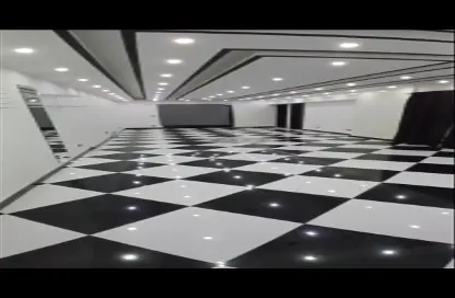 شقة - 3 غرف نوم - 2 حمامات للايجار في المنطقة الثامنة - مدينة نصر - القاهرة