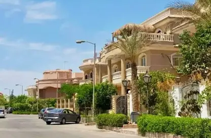 Apartment - 3 Bedrooms - 2 Bathrooms for sale in Yasmine District - 14th District - Sheikh Zayed City - Giza