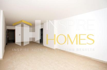 Apartment - 4 Bedrooms - 2 Bathrooms for sale in Smouha Square - Smouha - Hay Sharq - Alexandria Apartment - 4 Bedrooms - 2 Bathrooms for sale in Smouha Square - Smouha - Hay Sharq - Alexandria