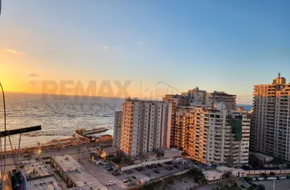 Apartment - 3 Bedrooms - 2 Bathrooms for sale in El Gaish Road - Miami - Hay Awal El Montazah - Alexandria