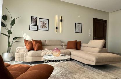 Apartment - 1 Bedroom - 2 Bathrooms for rent in Garden Residence - Hyde Park - New Cairo City - Cairo