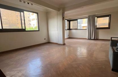 Apartment - 3 Bedrooms - 2 Bathrooms for sale in Mohandessin - Giza