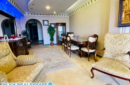 Apartment - 3 Bedrooms - 2 Bathrooms for rent in Al Geish Road - Laurent - Hay Sharq - Alexandria