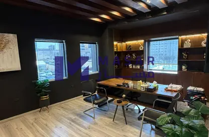 مساحات مكتبية - 2 غرف نوم - 1 حمام للايجار في شارع التسعين الجنوبي - التجمع الخامس - مدينة القاهرة الجديدة - القاهرة