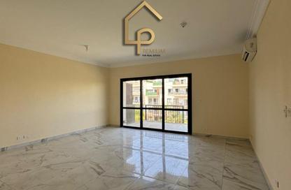 شقة - 3 غرف نوم - 3 حمامات للايجار في ذا كورت ياردز - كمبوندات الشيخ زايد - الشيخ زايد - الجيزة