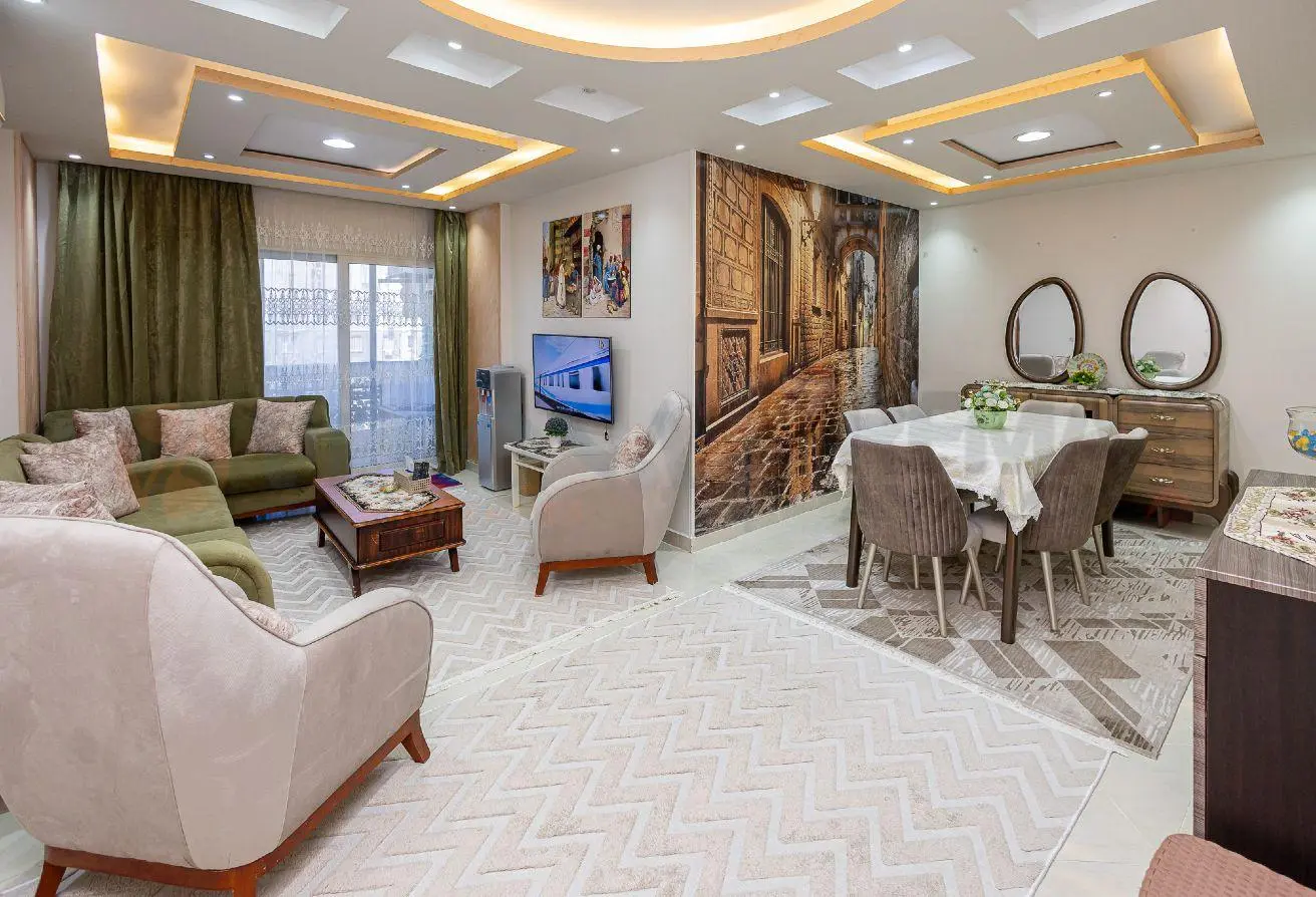 73771100 - Property Main Image