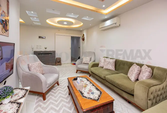 73771100 - Property Image 2