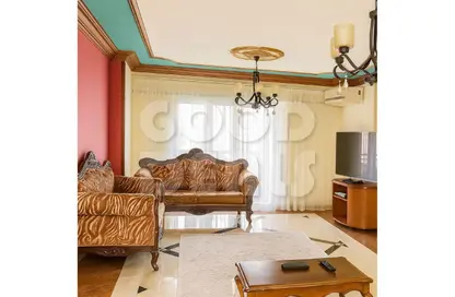 شقة - 3 غرف نوم - 1 حمام للبيع في شارع عبد الرحمن رشدي - ميدان سانت فاطيما - النزهة - القاهرة