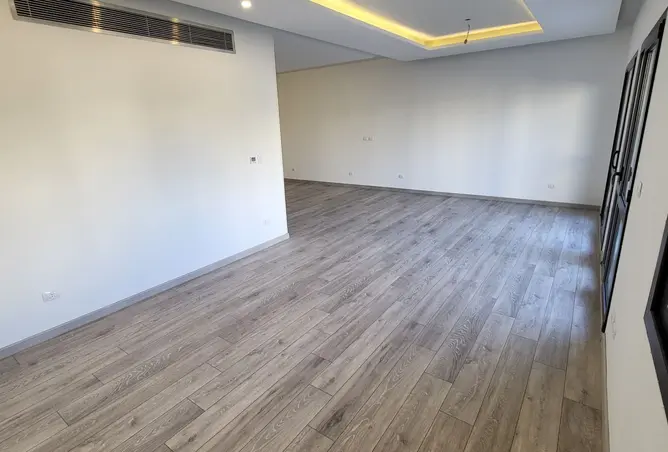 112698256 - Property Image 3