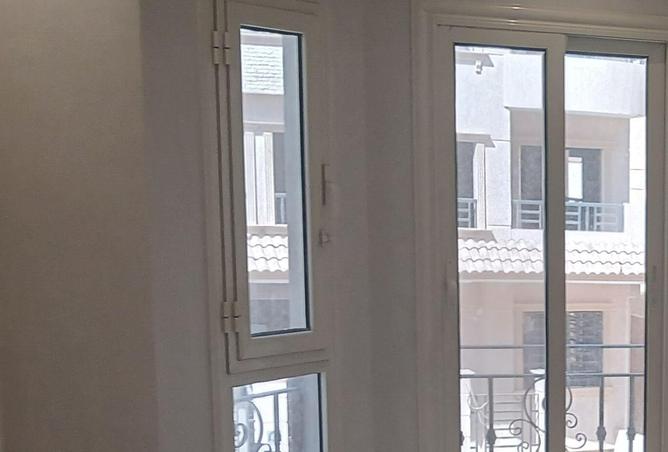 87378942 - Property Image 2