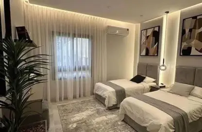 شقة - 3 غرف نوم - 3 حمامات للبيع في ستودا - شيراتون المطار - النزهة - القاهرة