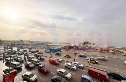 شقة - 2 غرف نوم - 2 حمامات للبيع في شارع سوريا - رشدي - حي شرق - الاسكندرية