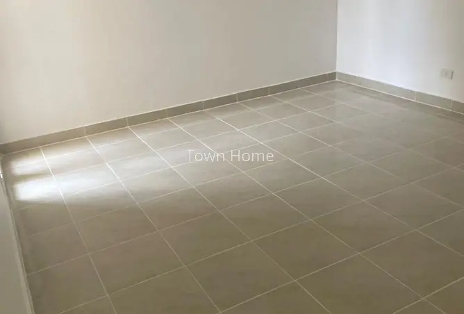 114862137 - Property Image 2
